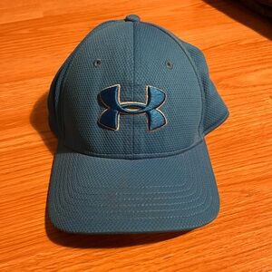 Under Armour Blue Stretch Cap in Size L/XL